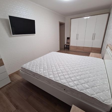 127-Avenue Apartment تشيرنيفتسي المظهر الخارجي الصورة