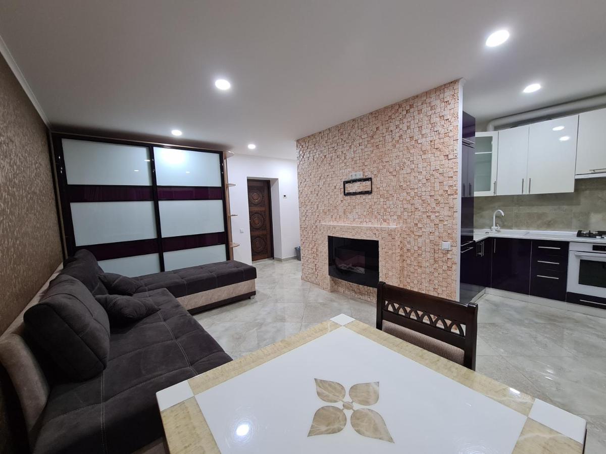 127-Avenue Apartment تشيرنيفتسي المظهر الخارجي الصورة