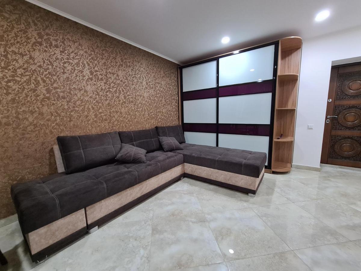 127-Avenue Apartment تشيرنيفتسي المظهر الخارجي الصورة